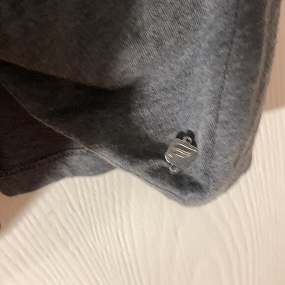 Fabletics EUC gray Hera long sleeve knot tie tee Size medium - Picture 4 of 5